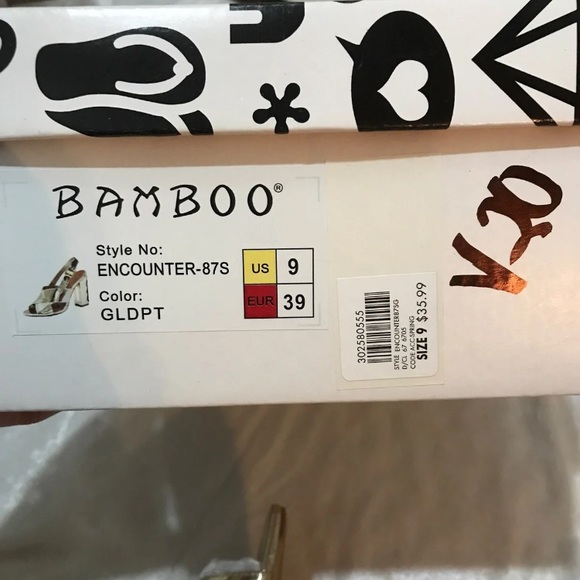 🆕gold strapped heels with snake - Picture 4 of 5